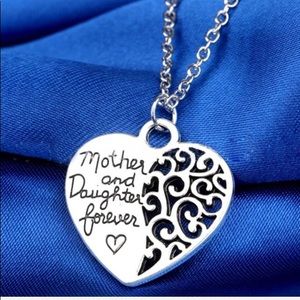 🆕 Trendy Mother’s Day Necklace!🛍😃